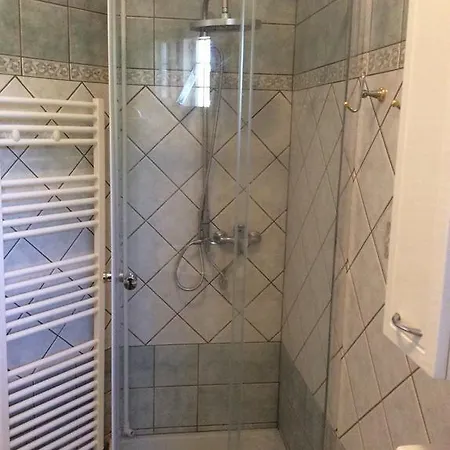 Domus Oleandra * Тавьяно